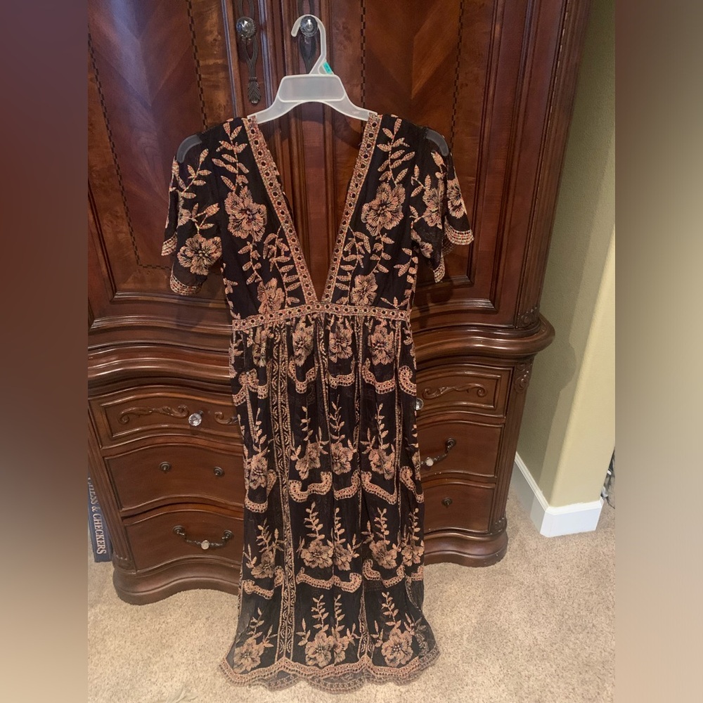 Elegant Floral Black and Brown Dress